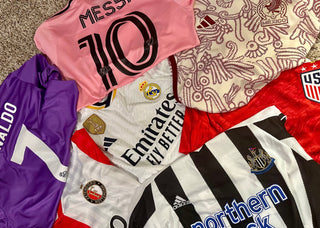 Caja de camisetas de fútbol misteriosas masculinas (equipos nacionales)